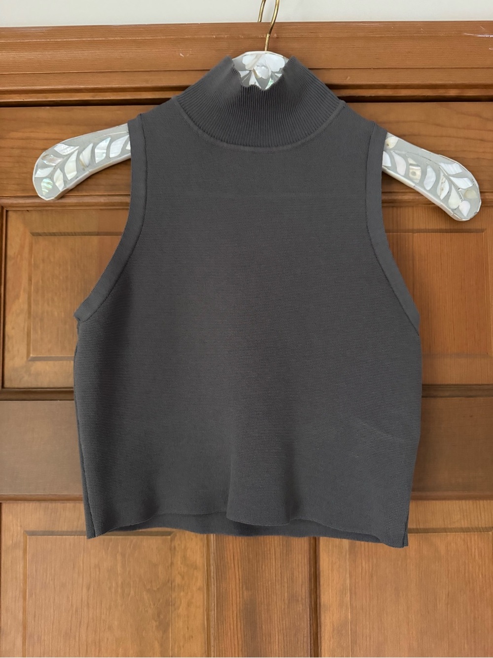 Zara Gray Turtleneck Tank Top Size Medium Like New